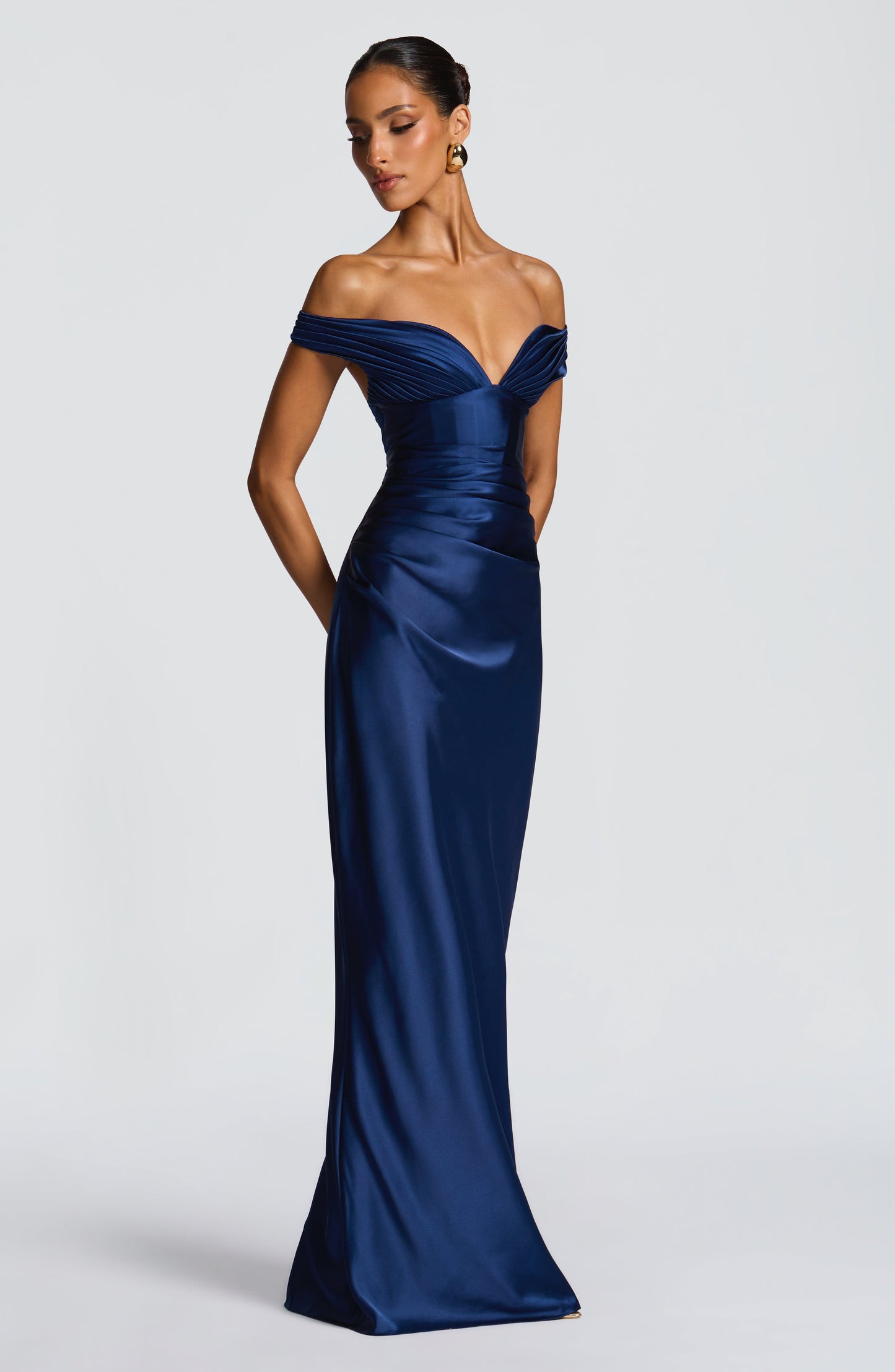 LISA-MARIE | Vestido largo con espalda corsé