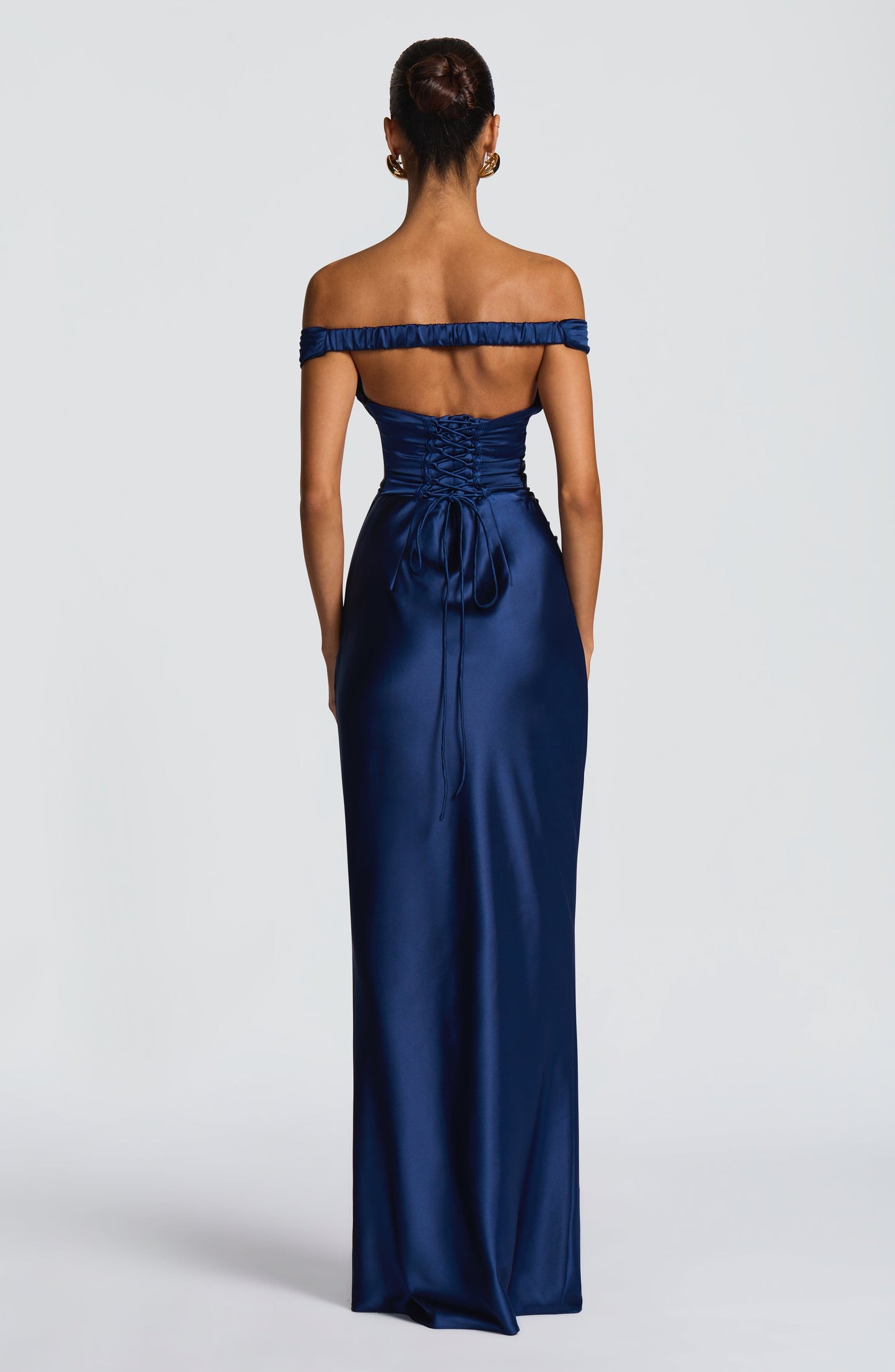 LISA-MARIE | Vestido largo con espalda corsé